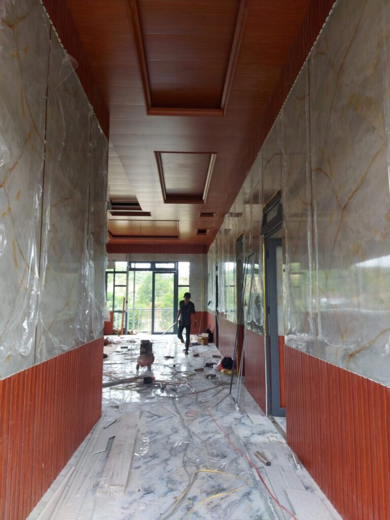 Thi công nhựa ốp tường PVC giá tốt tại Bình Dương