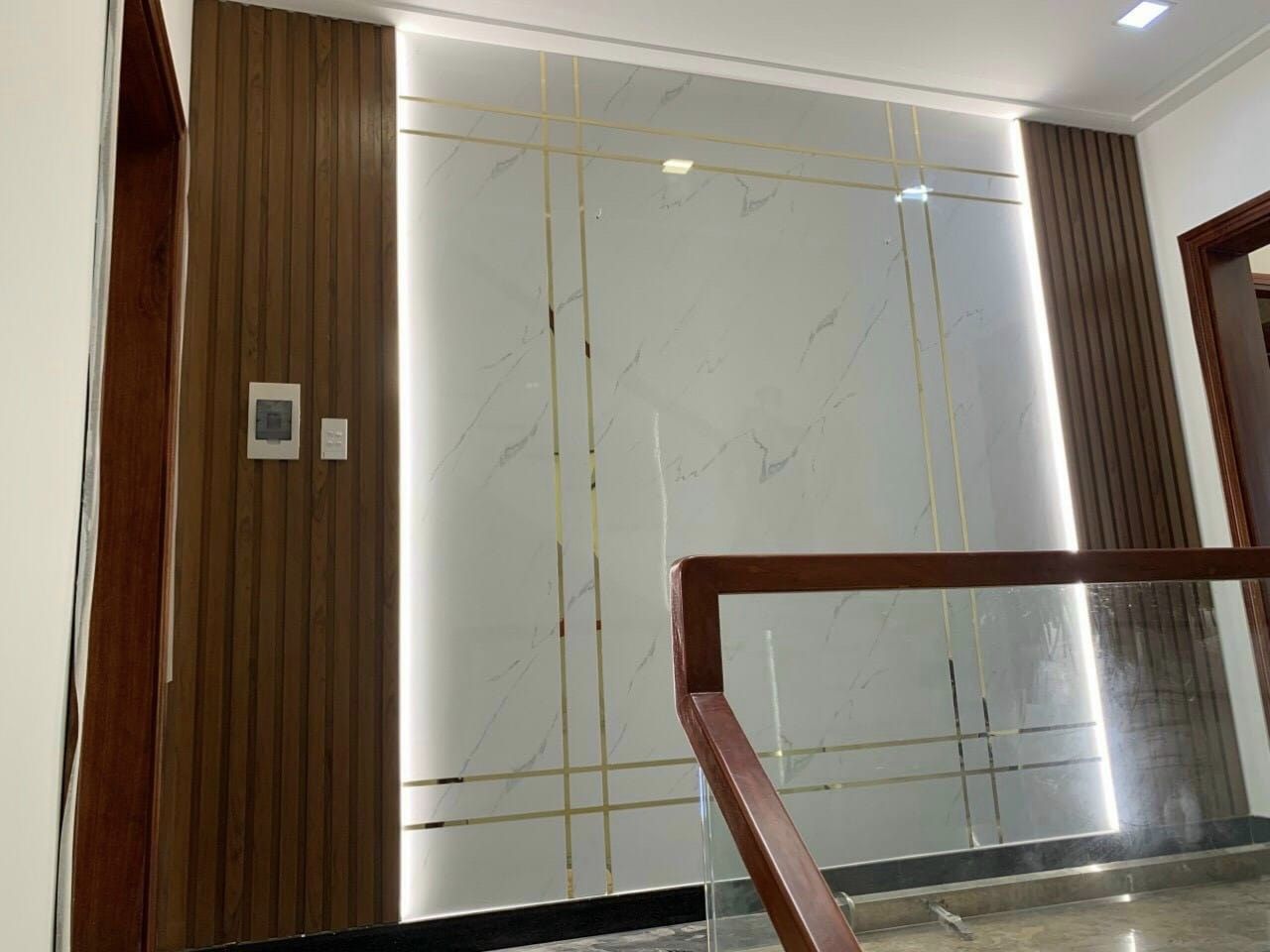 Thi công tấm PVC Bình DƯơng
