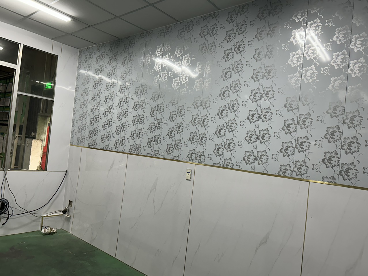 Thi công tấm nhựa pvc vân đá tại Thuận An - Bình Dương
