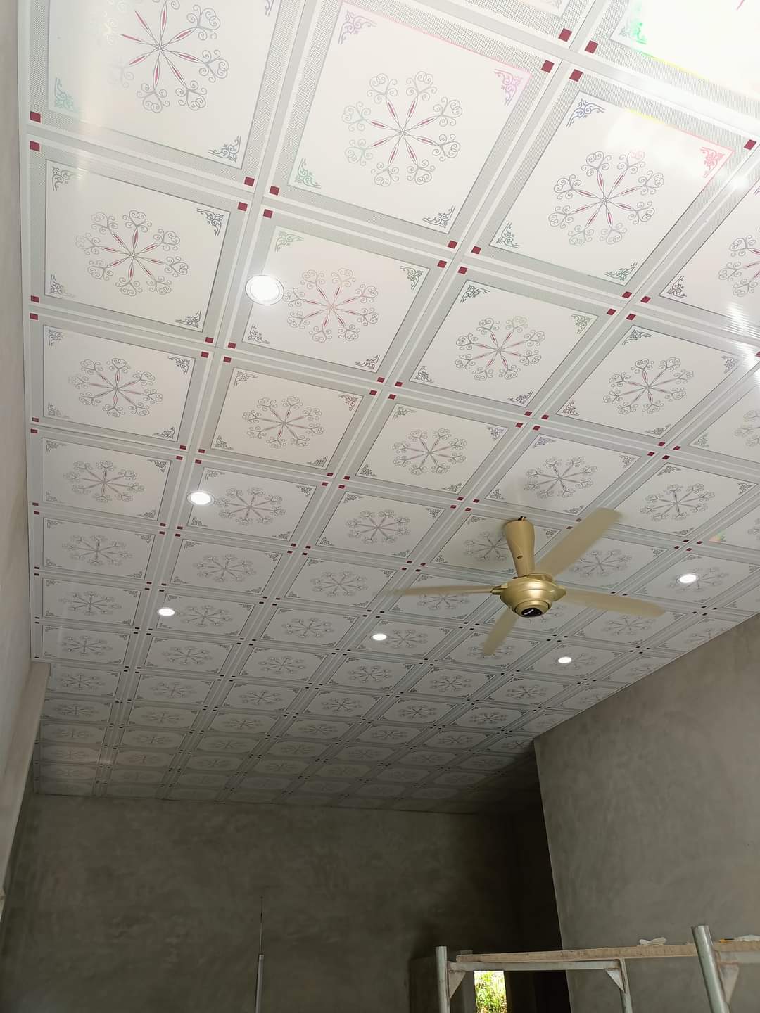 Trần nhựa tại bến cát bình dương - Tấm nhựa ốp trần bến cát